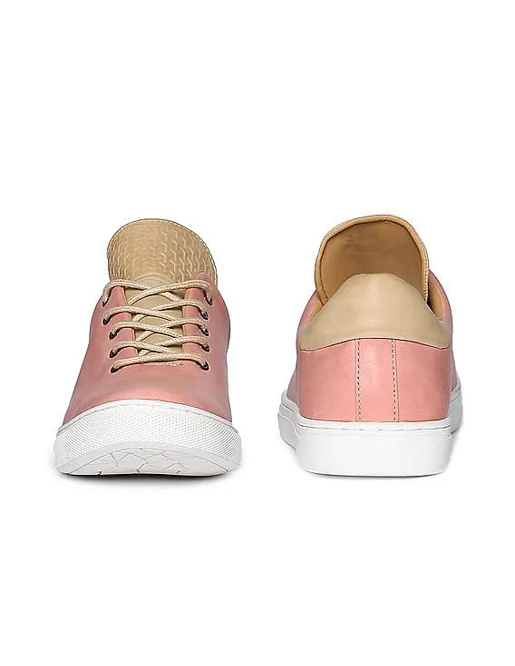 Aeropostale Round Toe Contrast Sole Sneakers