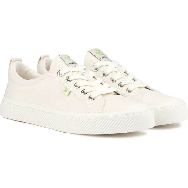 Cariuma Oca Low Trainers