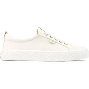 Cariuma Oca Low Trainers