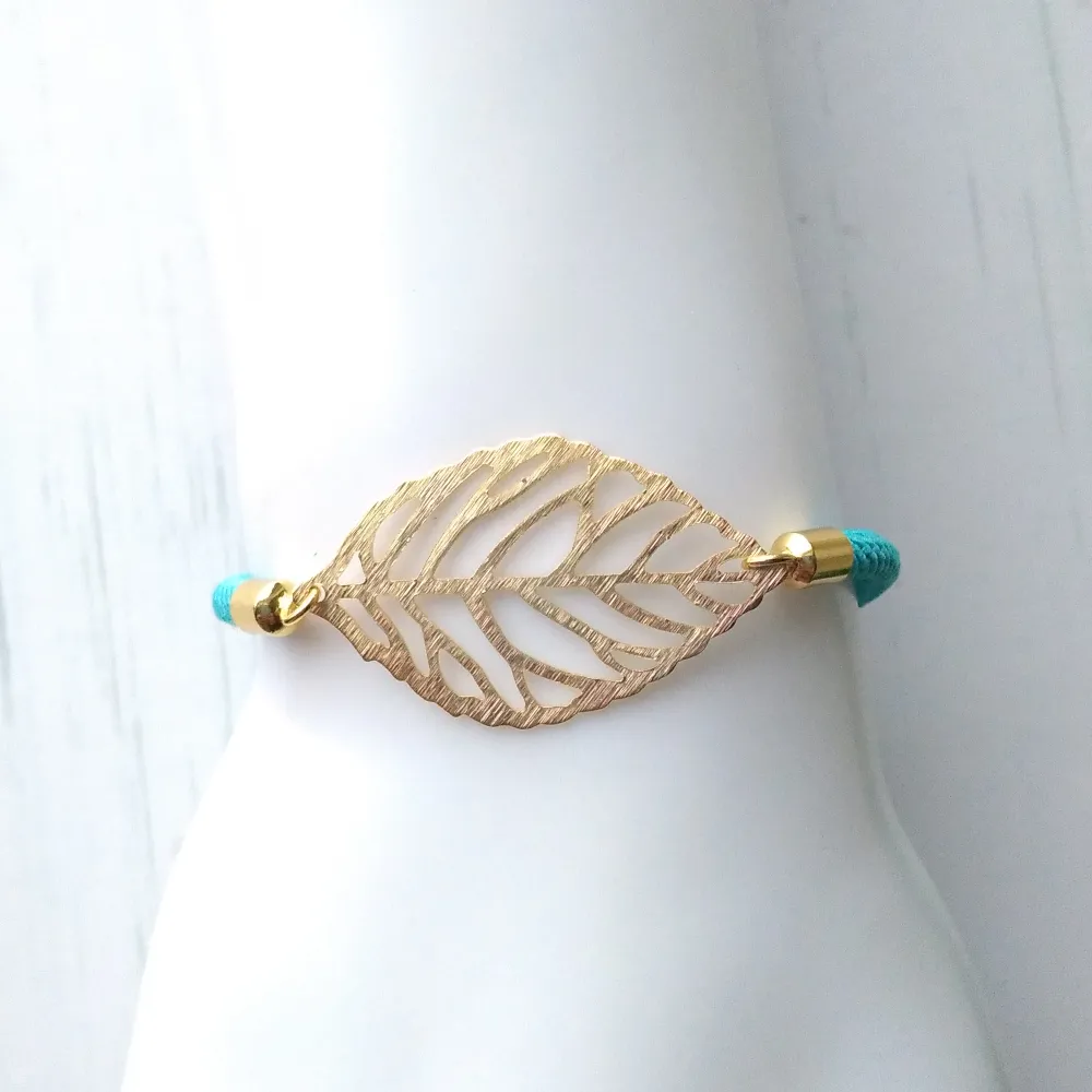 Dani Rose Leaves Corded Slider Bracelet