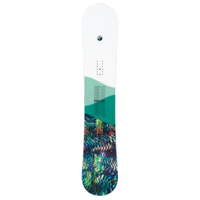 First Lite Womens Snowboard 2022/2023|This is a snowboard|FCSKI.COM|IN