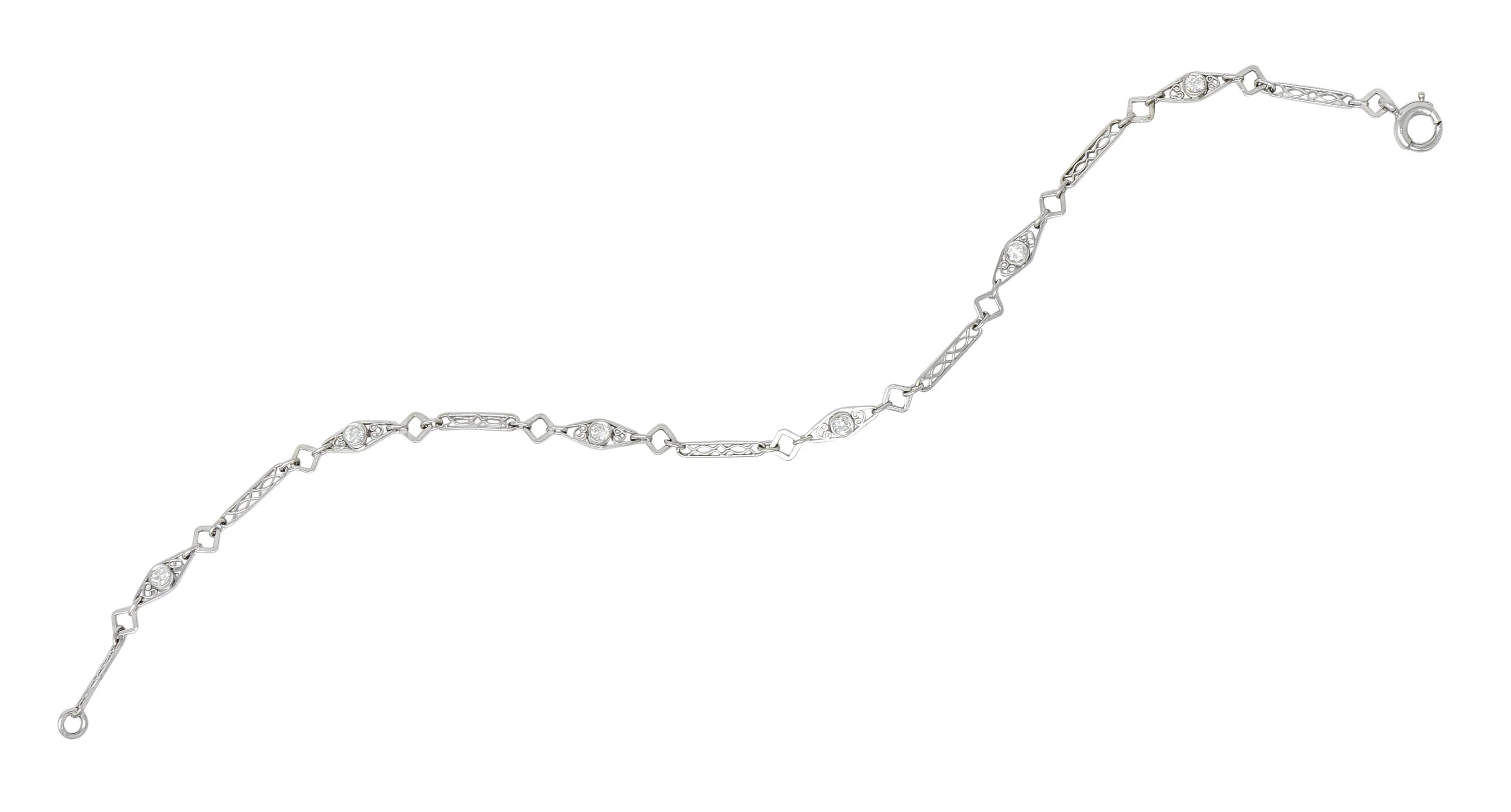 Graceful Art Deco Diamond Platinum Filigree Link Bracelet