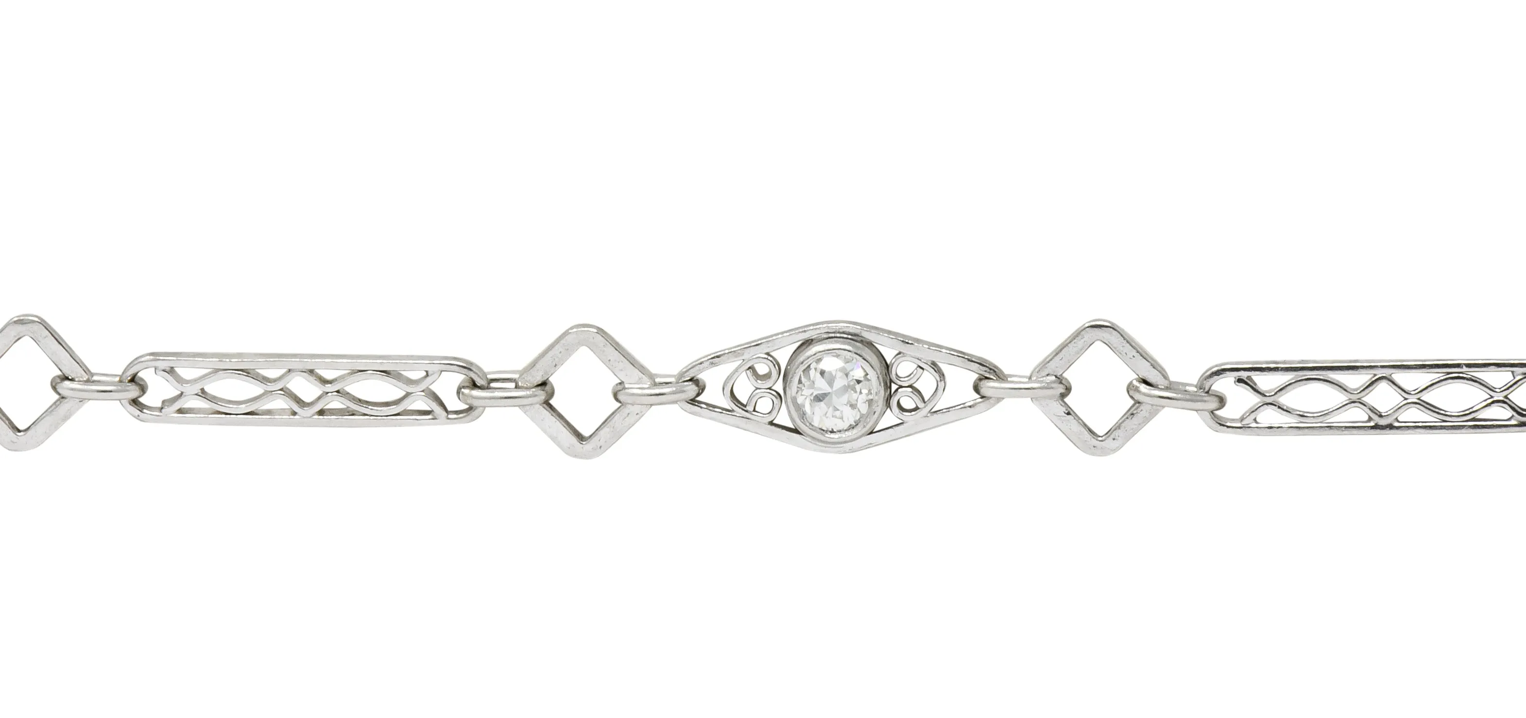 Graceful Art Deco Diamond Platinum Filigree Link Bracelet