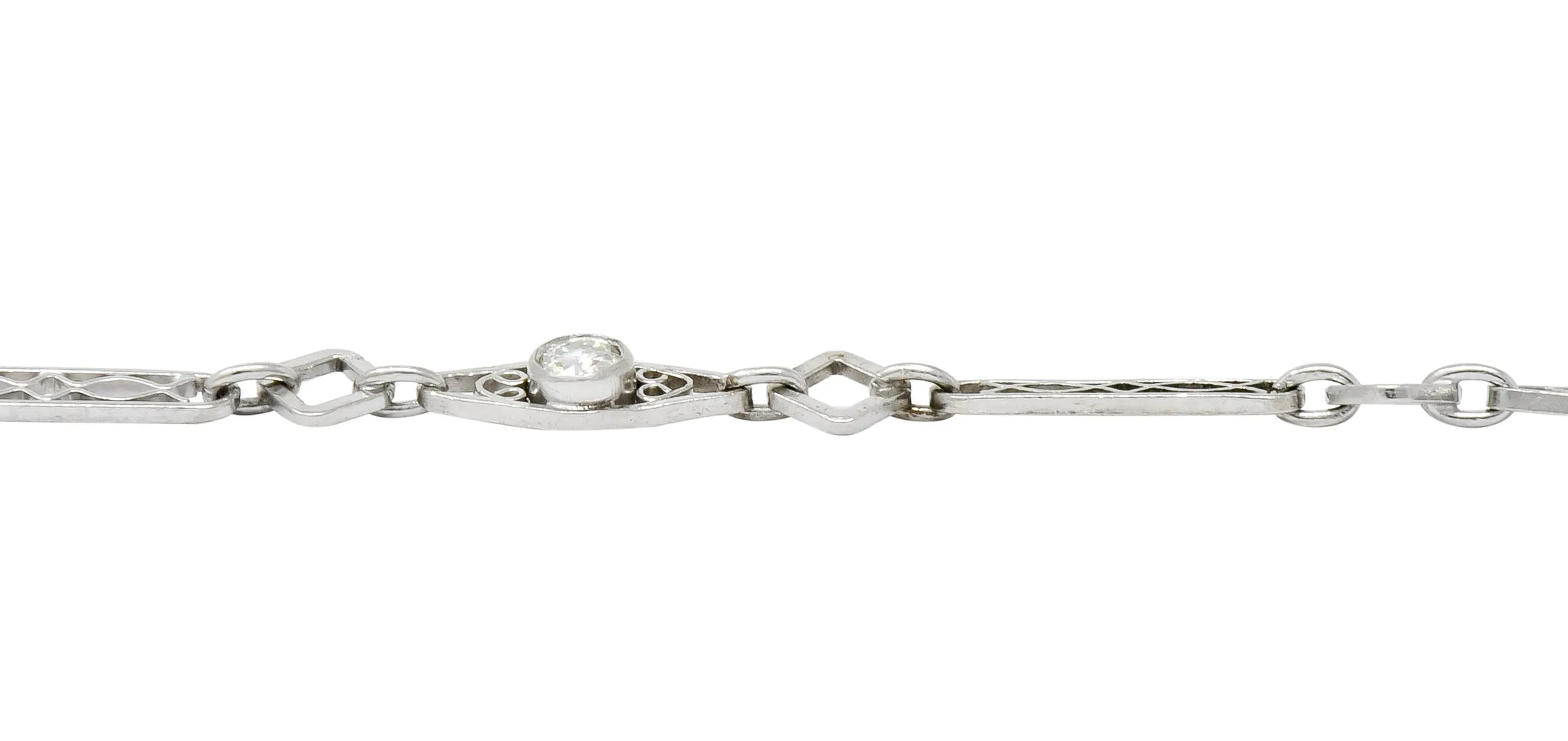 Graceful Art Deco Diamond Platinum Filigree Link Bracelet