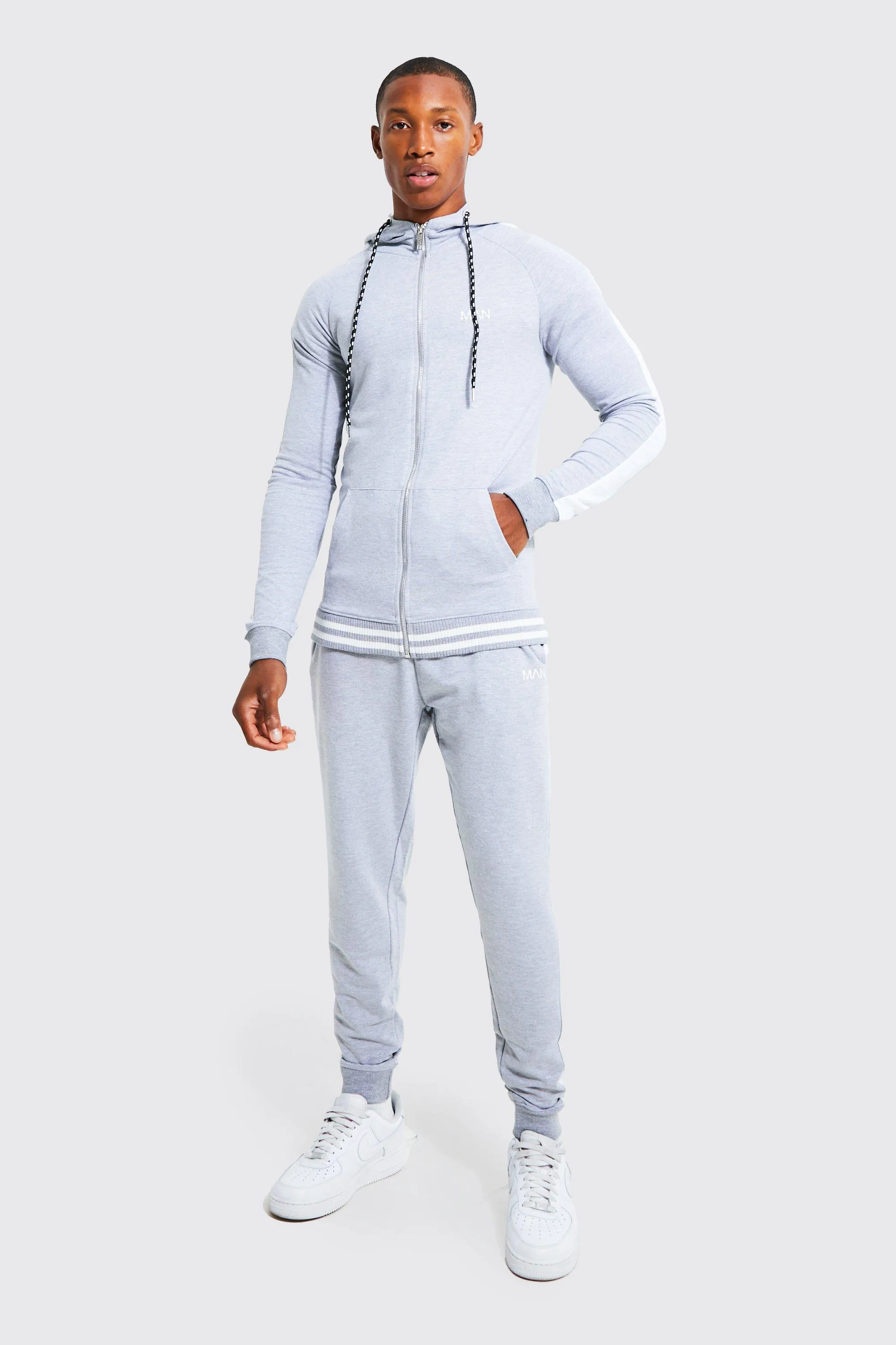 Man Muscle Fit Tracksuit With Sports Rib