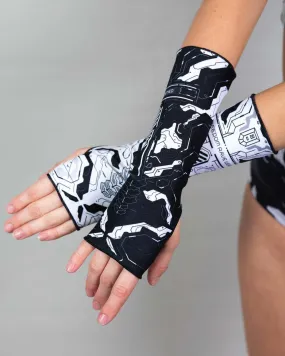 Mechanoid Gloves