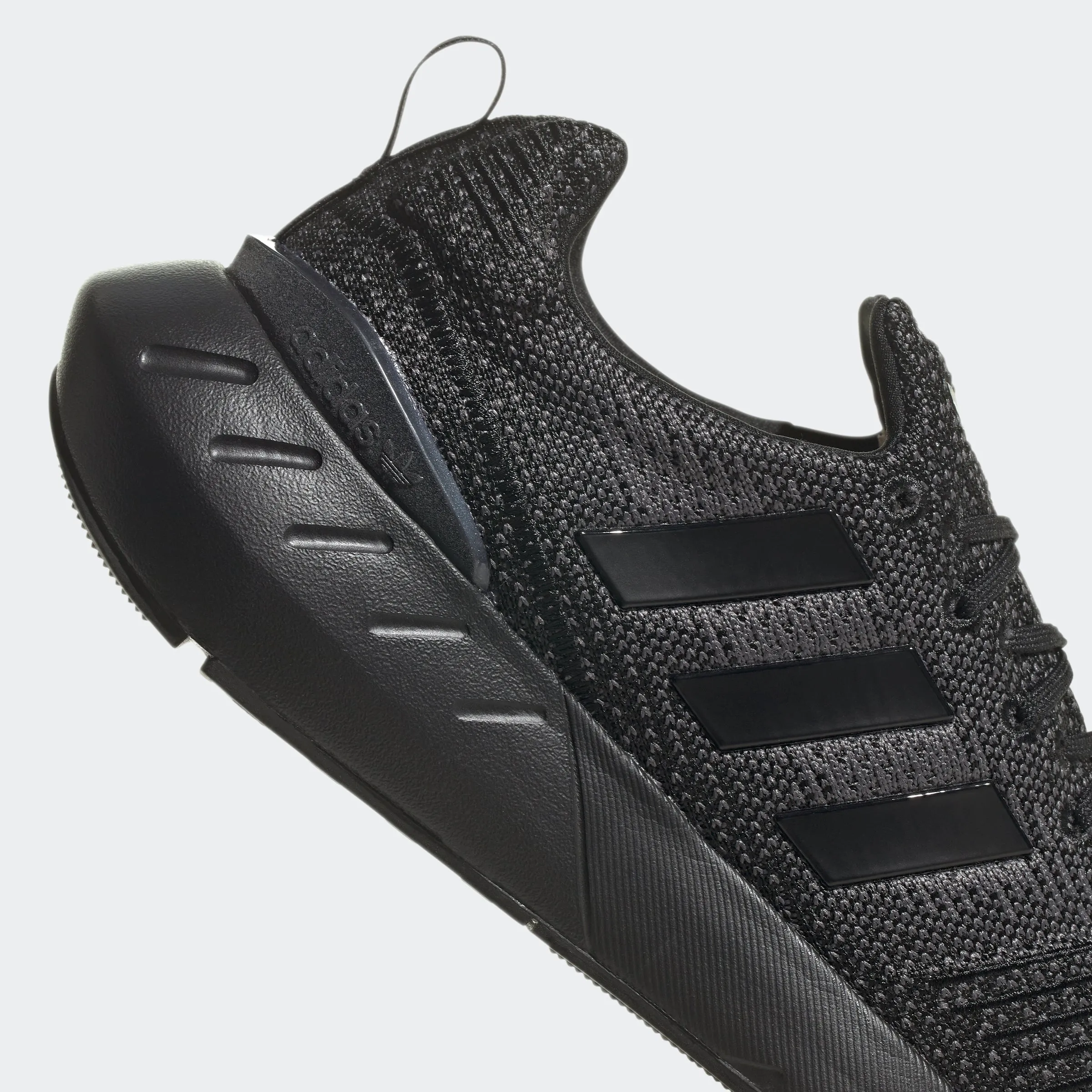 Men's adidas Originals Swift Run 22 Shoes Black