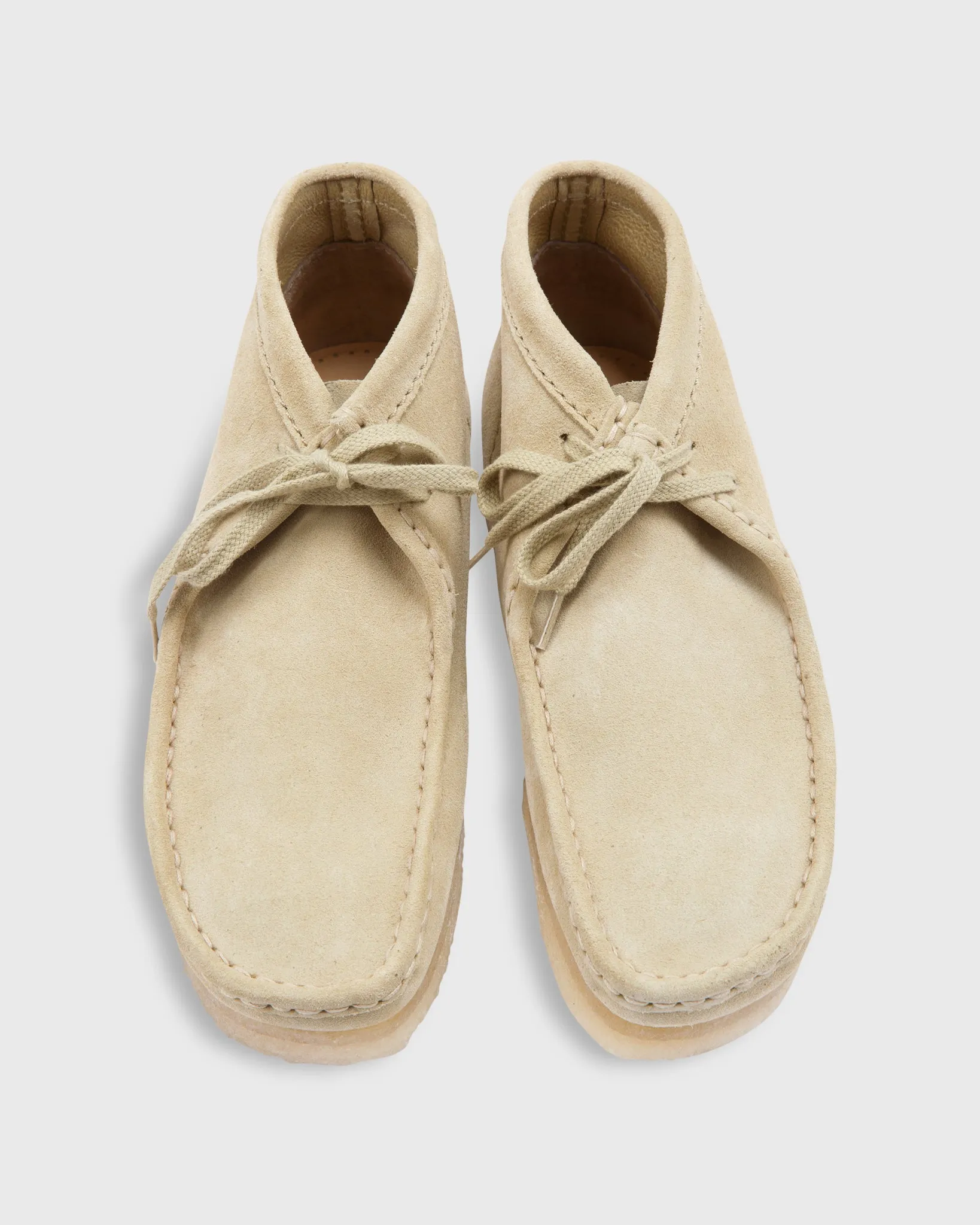 Men's Wallabee Boot in Maple Suede