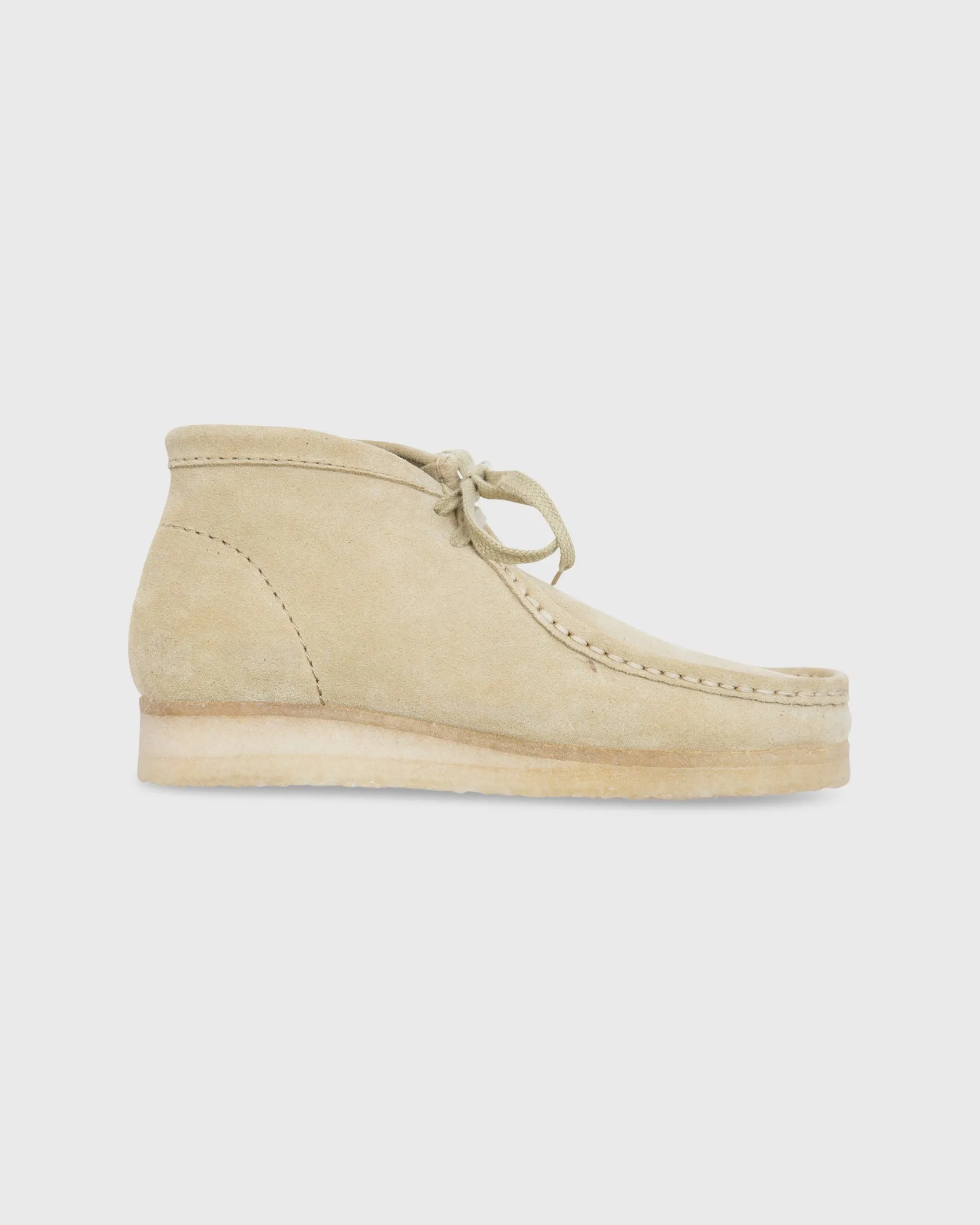 Men's Wallabee Boot in Maple Suede