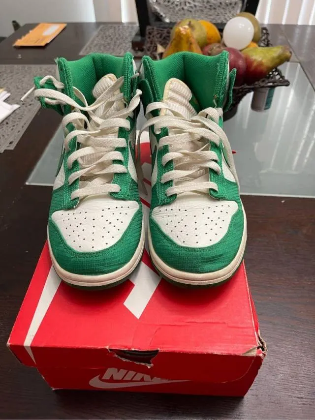 Nike dunks Green/white