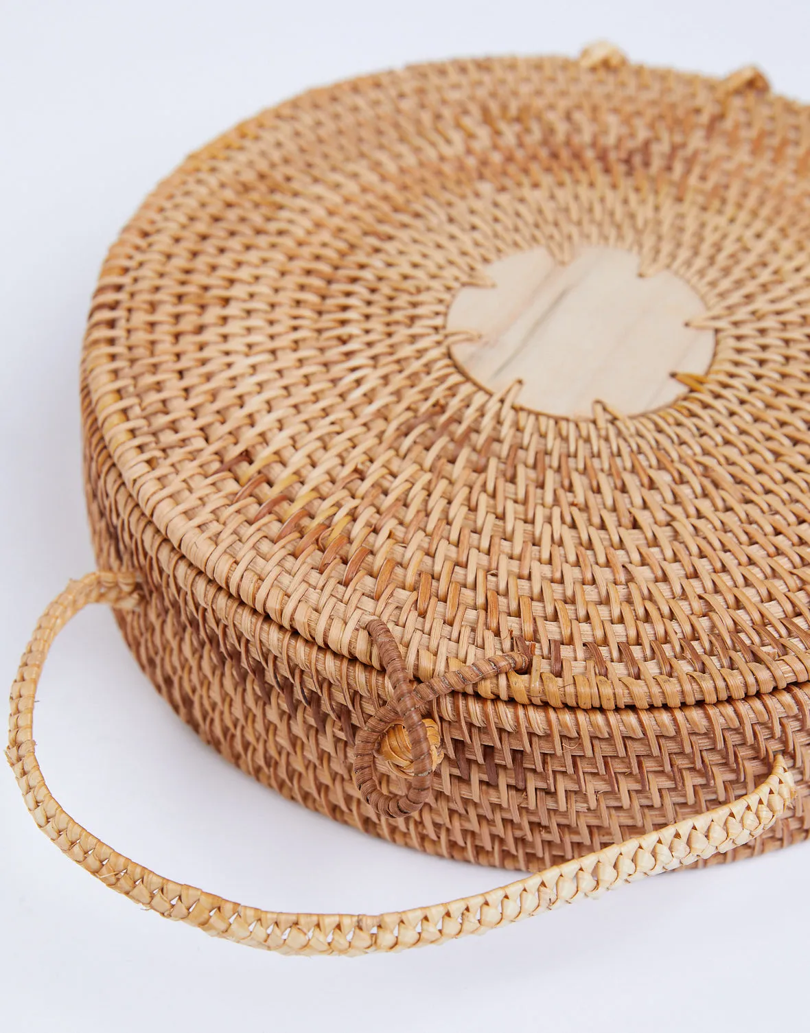 On Vacation Round Straw Bag