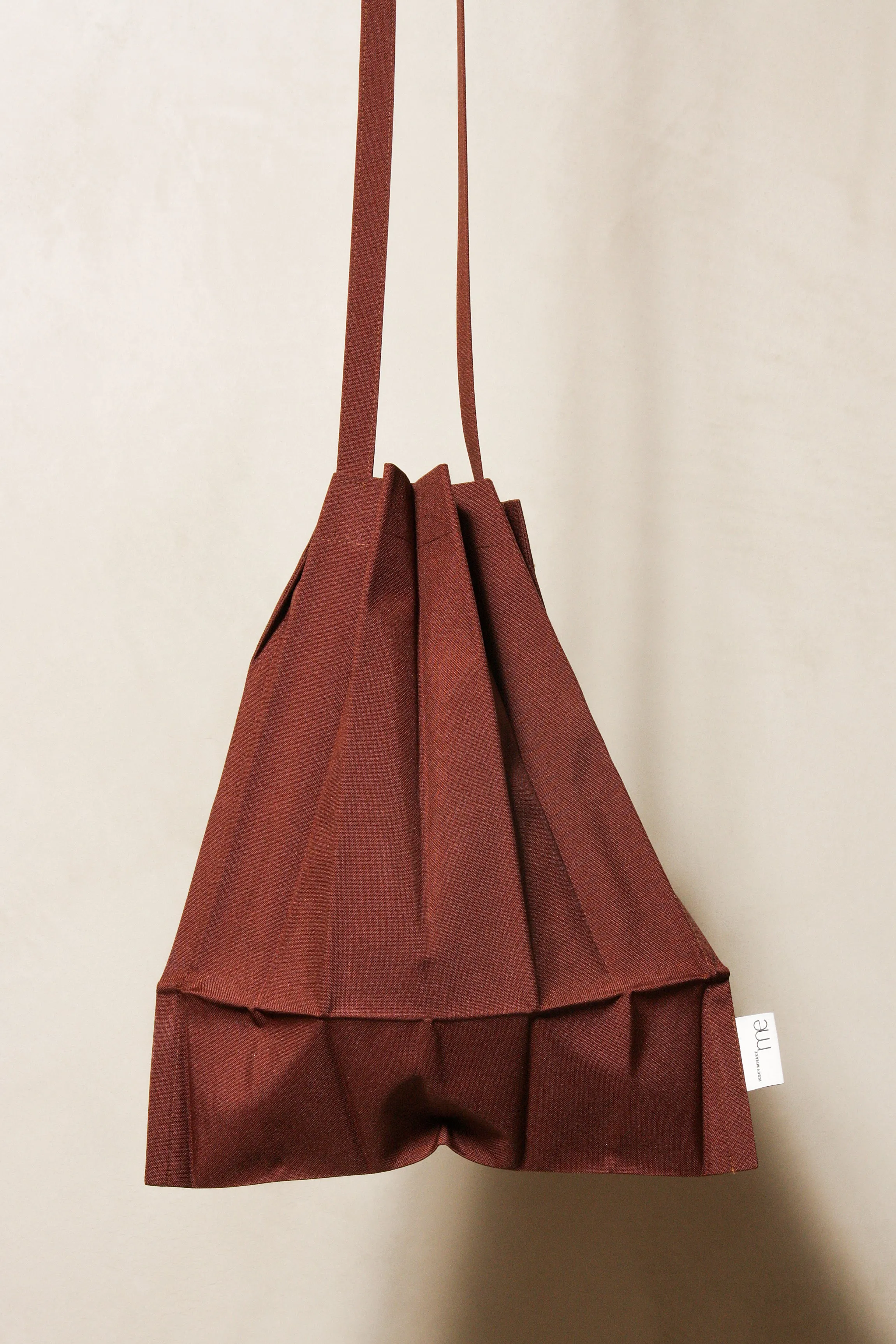 Radial Cross Body Bag