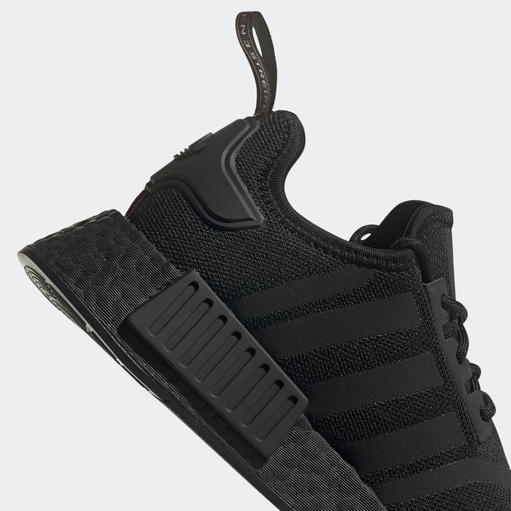 Women’s adidas Originals NMD_R1 Primeblue Shoes