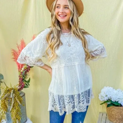 Women's Lined Floral Mesh Tunic Top in Off-White